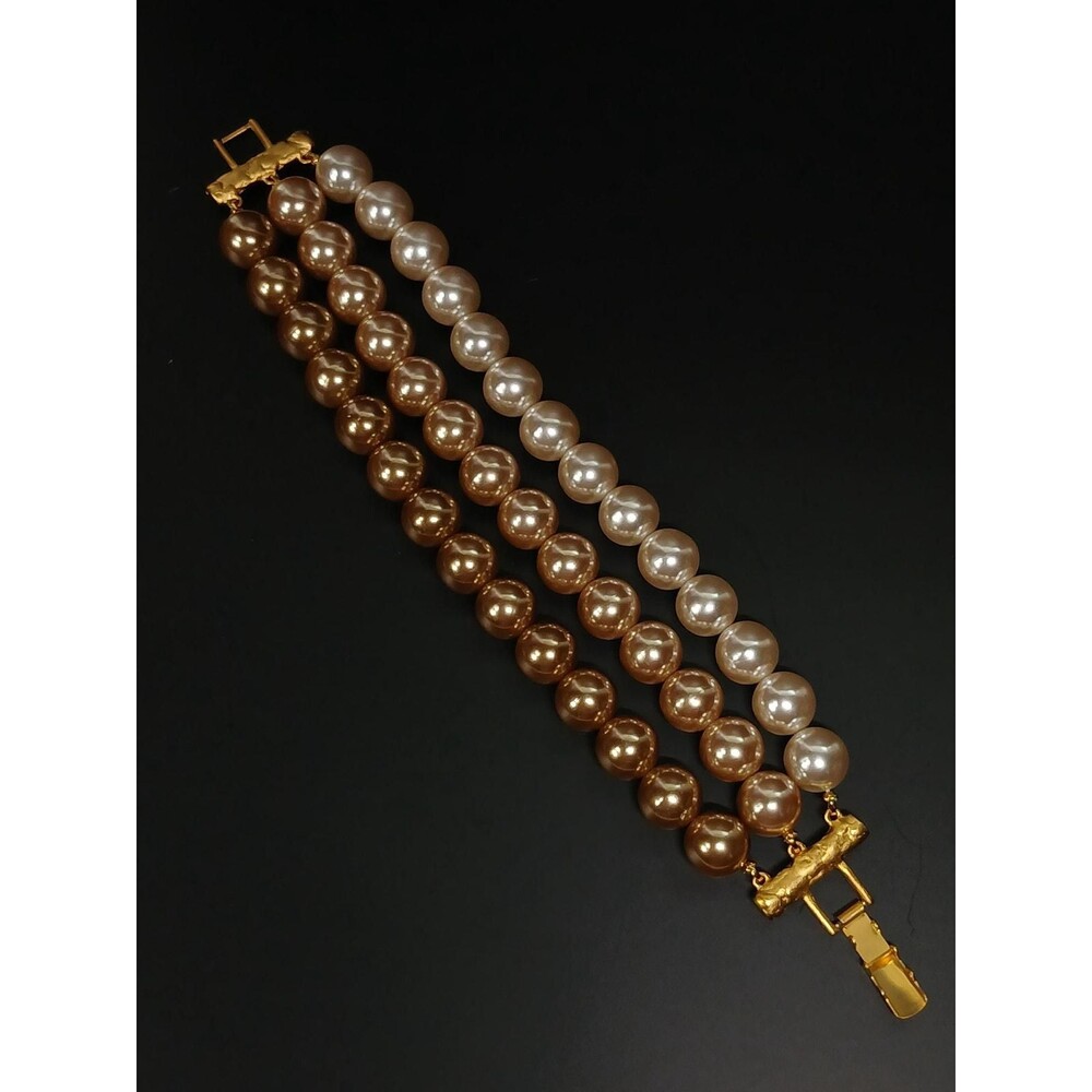 Three-Tone Faux Pearl Bracelet Gold Tone Box Clasp - Picture 8 of 16